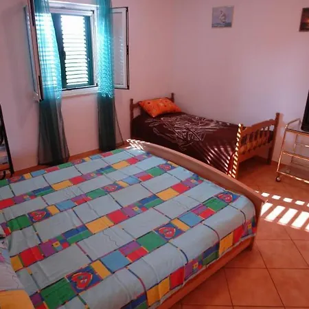 Enrico Apartmán *